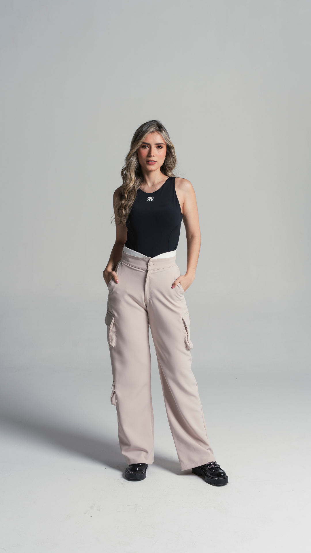 Delos - Body - Negro