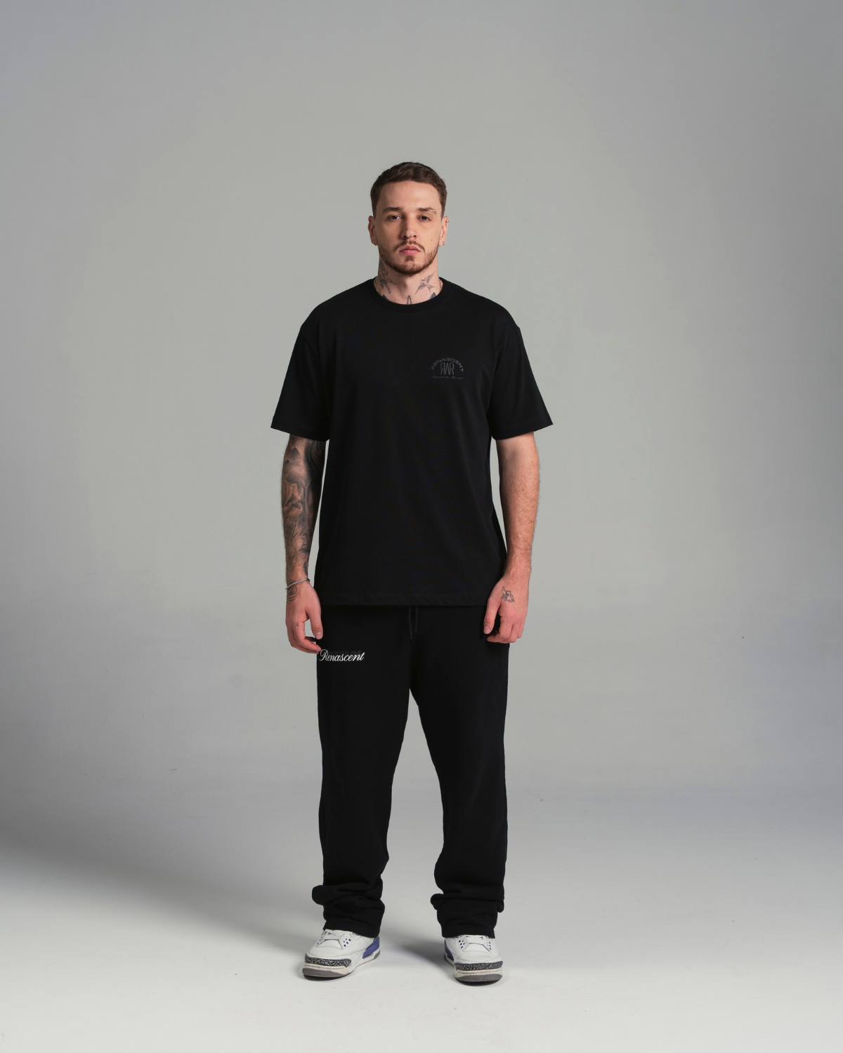 Basic - Tshirt - Negra